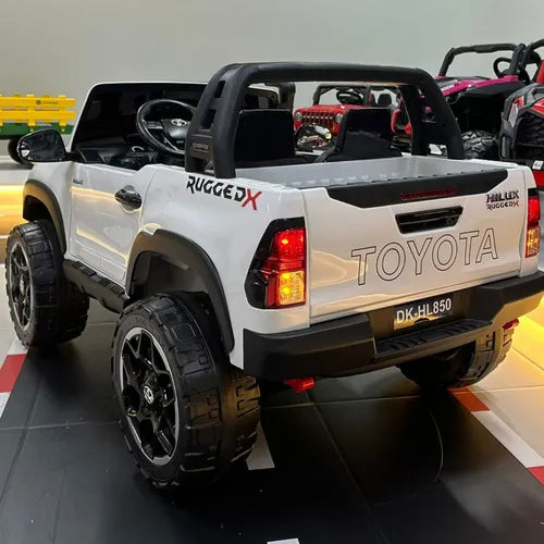 Mini Carrinho Eletrico Hilux 2 Lugares Pneu De Borracha Dvd